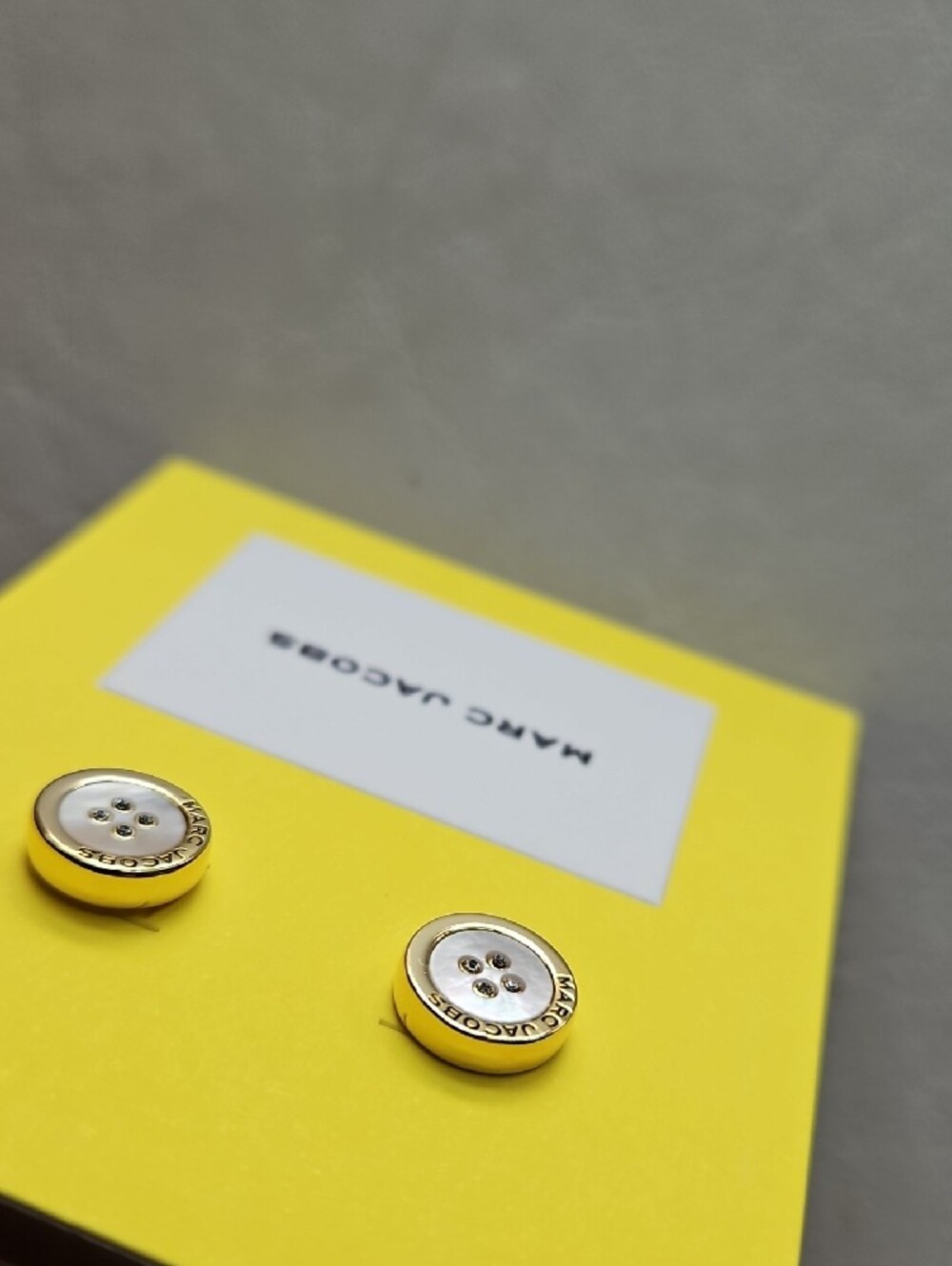 Marc Jacobs Gold-Tone Mother Of Pearl Button Stud Earrings - Picture 7 of 12